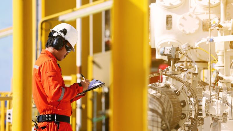 Explosion Proof Telephone in Oil Rig: Offshore Safety System